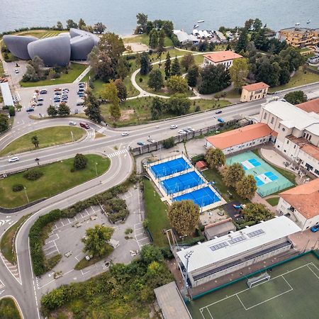Al Centro Bed and Breakfast Βερμπάνια Εξωτερικό φωτογραφία