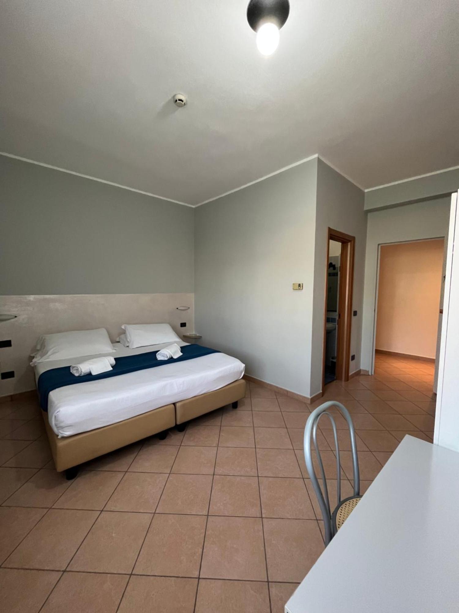 Al Centro Bed and Breakfast Βερμπάνια Εξωτερικό φωτογραφία