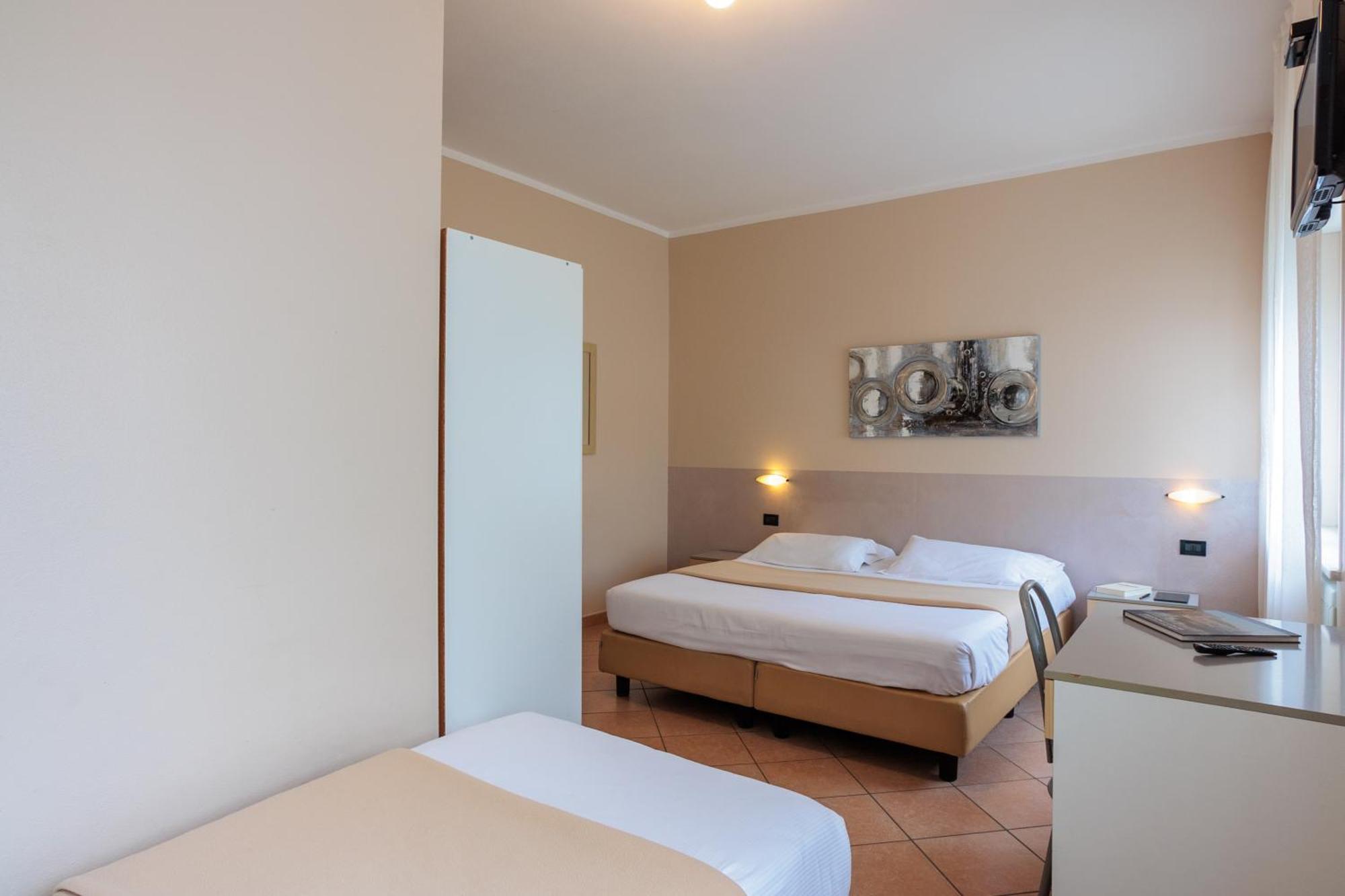 Al Centro Bed and Breakfast Βερμπάνια Εξωτερικό φωτογραφία